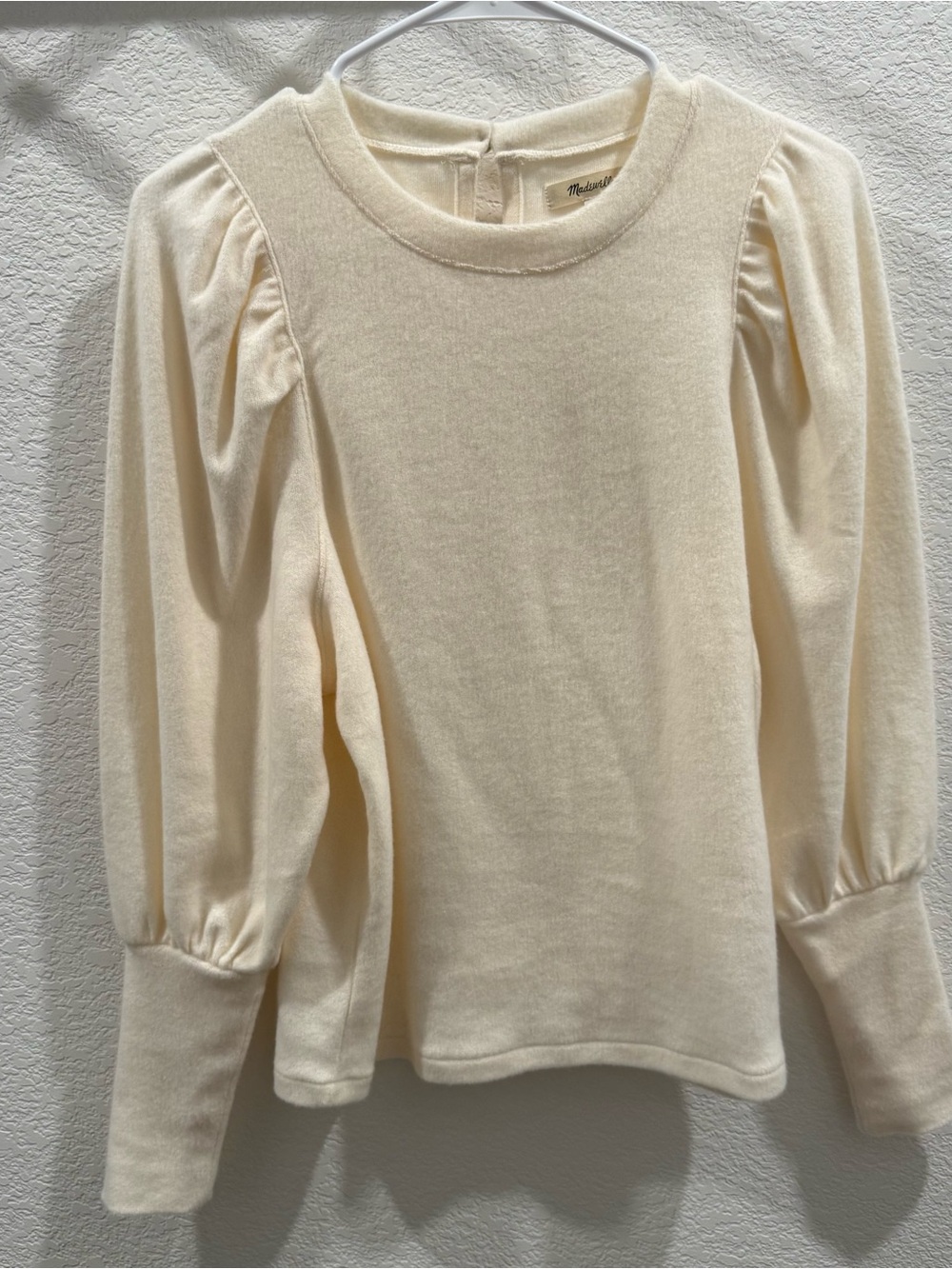 Soft Cream Puff Sleeve Sweater